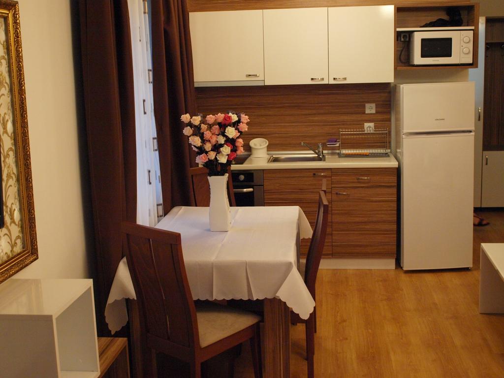 Apart Sweet Homes 5 - Apartments For Guests Pantai Sunny Ruang foto