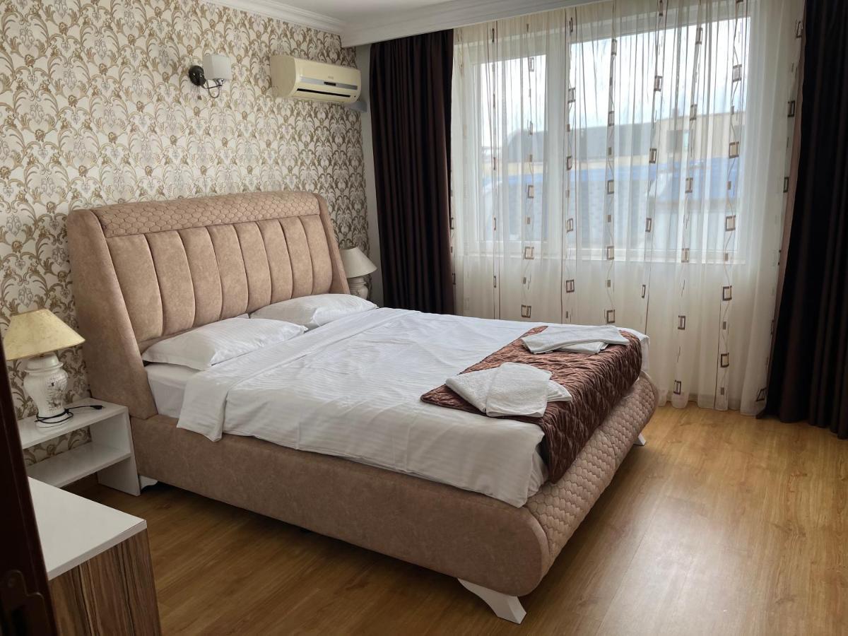 Apart Sweet Homes 5 - Apartments For Guests Pantai Sunny Bagian luar foto