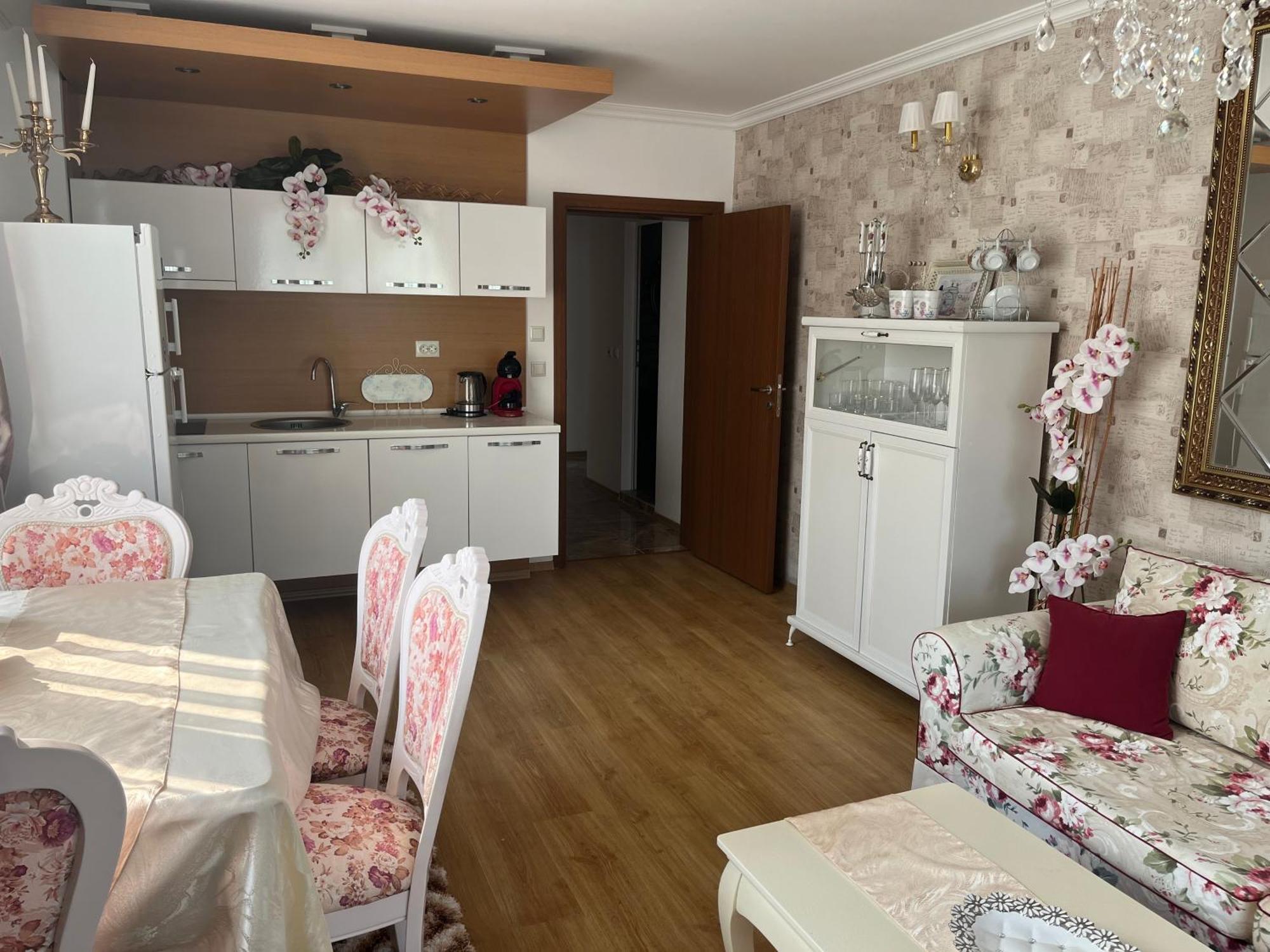 Apart Sweet Homes 5 - Apartments For Guests Pantai Sunny Bagian luar foto