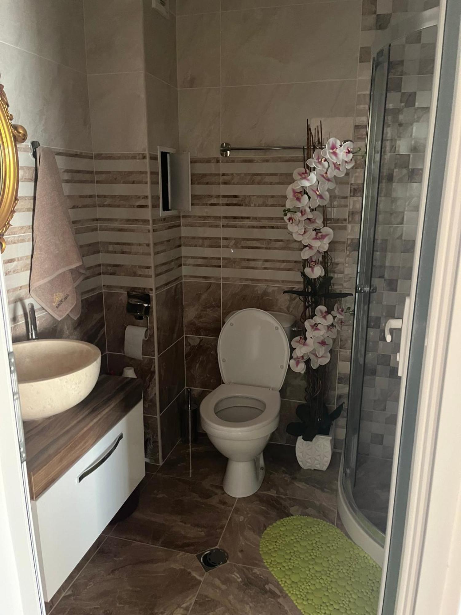 Apart Sweet Homes 5 - Apartments For Guests Pantai Sunny Bagian luar foto